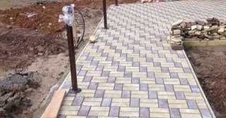 Укладка тротуарной плитки под ключ в Прохладном в октябре