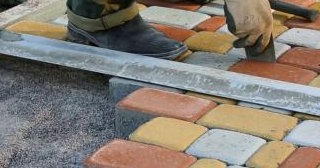 Укладка клинкерной брусчатки в Прохладном: цена от 867 руб. за м2