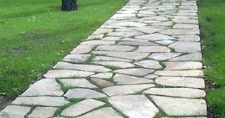 Профессиональная укладка камня на дорожки в Прохладном в октябре