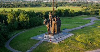 Благоустройство памятников в Прохладном от 975 руб. – компания ТротуарнаяПлитка